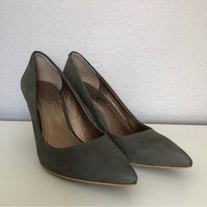 BCBG Olive Green Heel - Size 6.5W